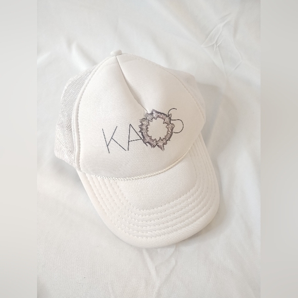 Women's KAOS Trucker / Baseball Hat - Picture 1 of 3
